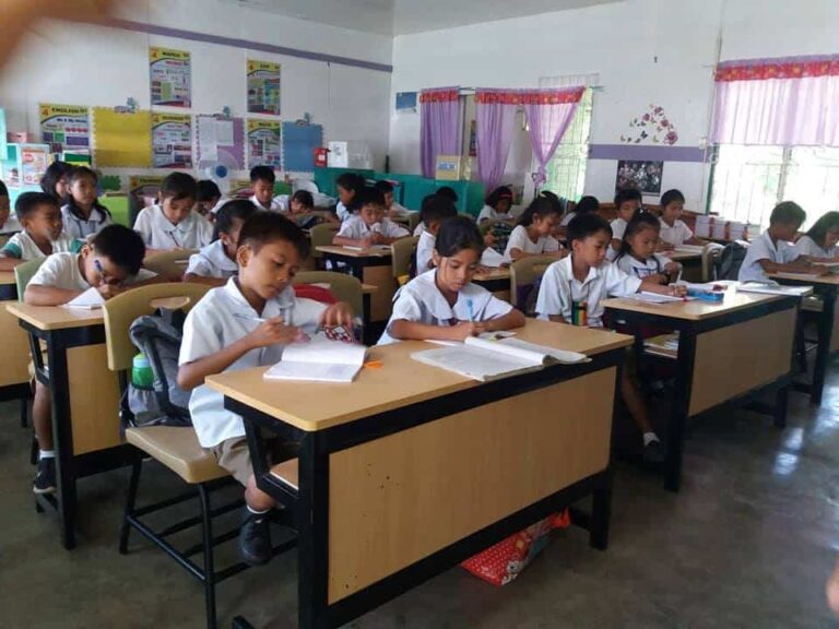 New Law on Neutral School Desks Boosts DepEd’s 5Year School Furniture